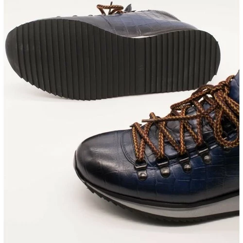 Angel Infantes Couleur Bleu 5 Angel Infantes Couleur Bleu – Image 3